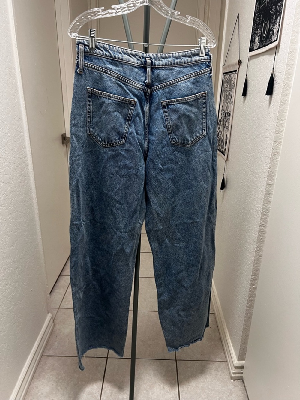 Zara high waisted wide leg jeans - Picture 2 of 4